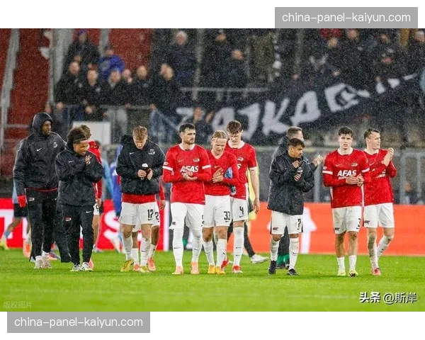 水晶宫队长接受专访，谈球队本赛季定位球防守后的快速疏散